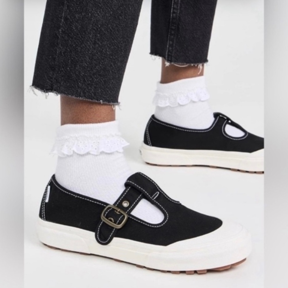 Vans style 93 Mary Jane Sneakers